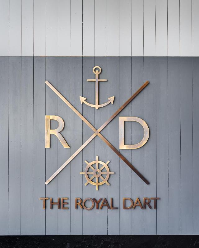 Royal Dart Townhouse - image 34