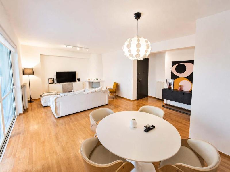 Premium 3 Bd Retreat in Neapoli-Lycabettus - image 15