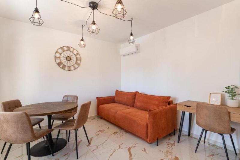 Apartments Villa Amfora with Pool - image 14