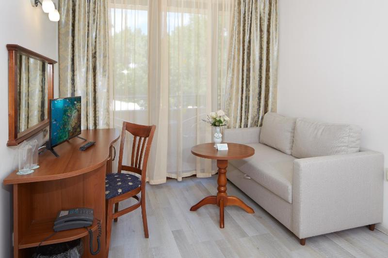 Hotel Yunona - All Inclusive - image 35
