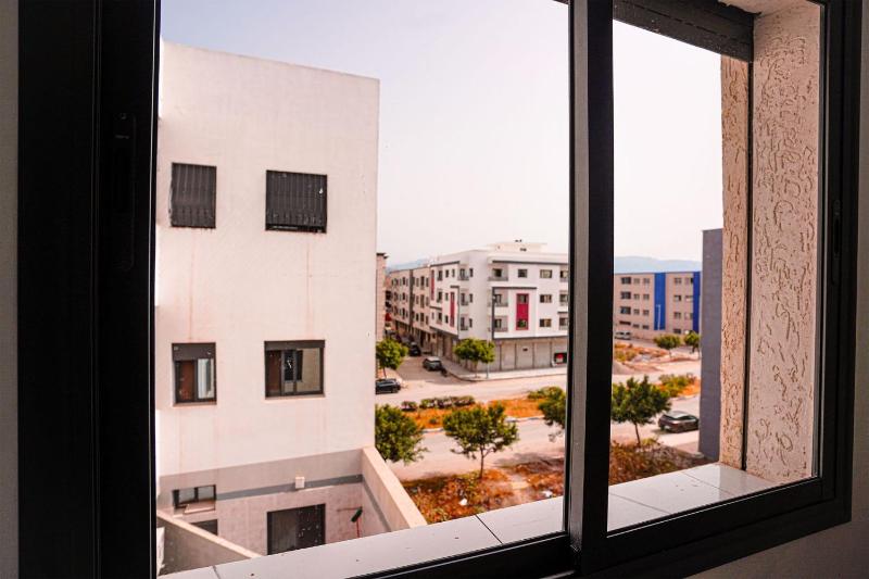 Charming 2-Bedroom Apartment in the Heart of Martil Morocco - image 32