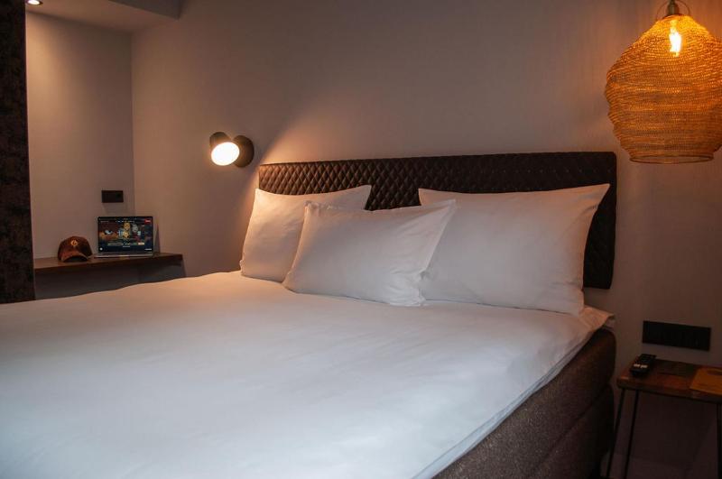 gambino hotel GOETHE26 - image 5