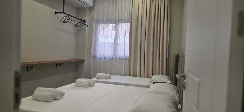 Roan Home - image 2