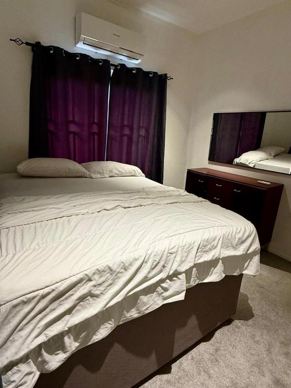 Comfy stays at Cathie - image 4