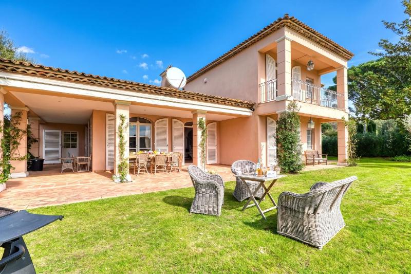Villa Tortue - Private Pool & Sea View - Happy Rentals - image 30