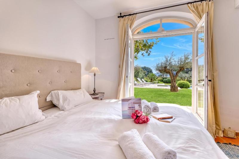 Villa Tortue - Private Pool & Sea View - Happy Rentals - image 41