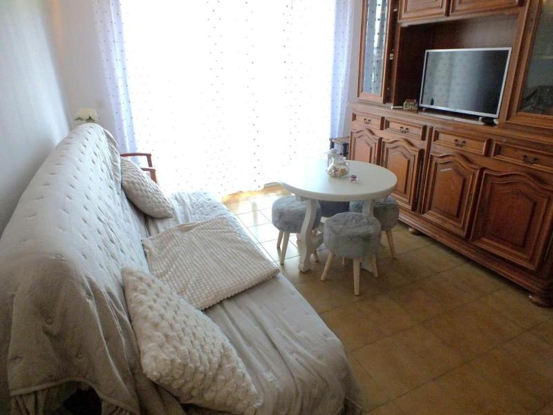 Apartamento en Empuriabrava para 4/6 personas a 800m de la playa con terraza y aire acondicionado - ES-204-4 - image 3