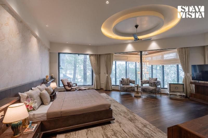 StayVista at Altiora Kasauli w/ Outdoor Pool - image 21
