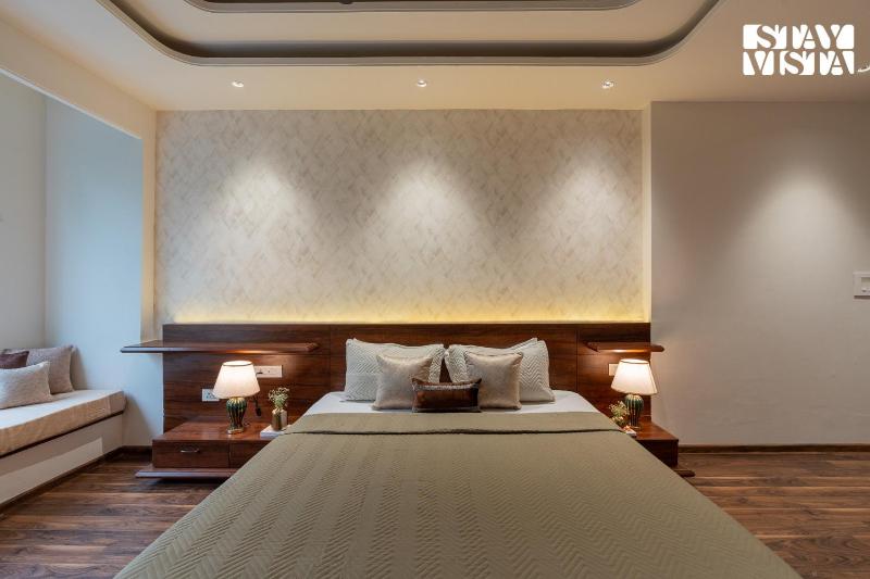 StayVista at Altiora Kasauli with Outdoor Pool & Lawn - image 49