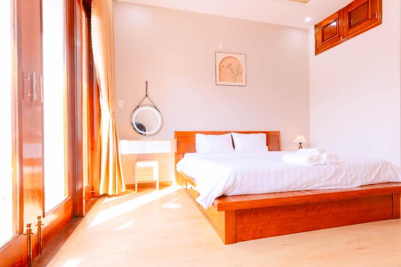 T And J House - 4 Bedrooms near the beach My Khe - image 13