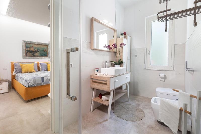 AMORE RENTALS - Villa Domus Franca - image 21