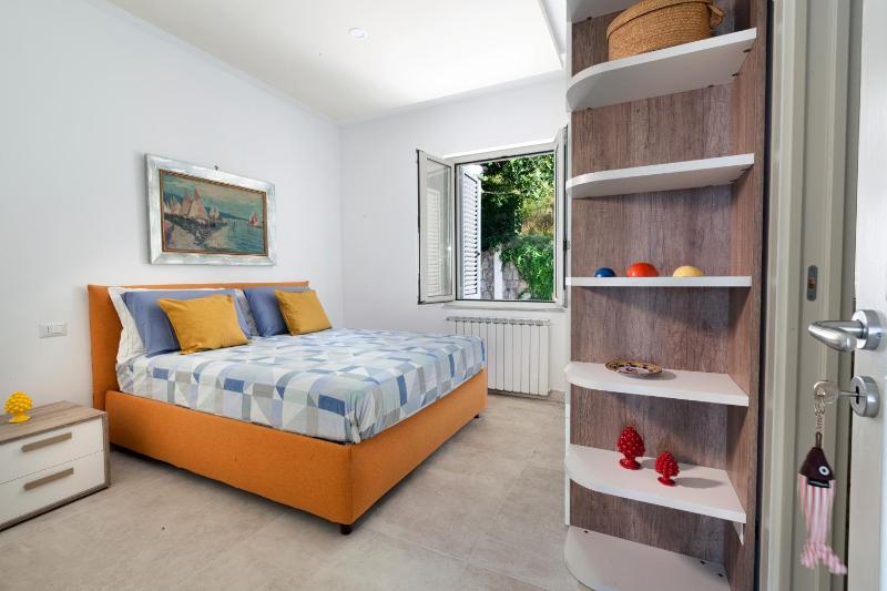 AMORE RENTALS - Villa Domus Franca - image 8