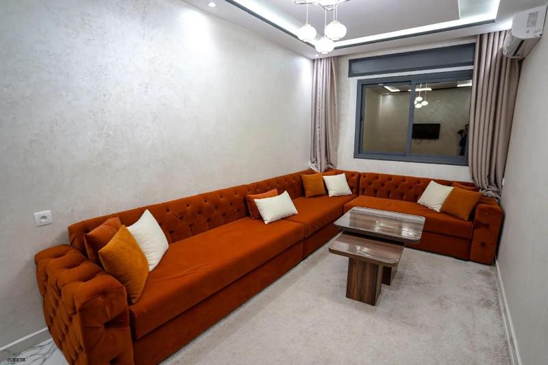Charming 2-Bedroom Apartment in Martil with City Views - image 7