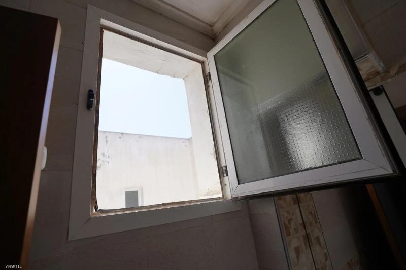 Charming 2-Bedroom Apartment with Pool View and Balcony - image 14