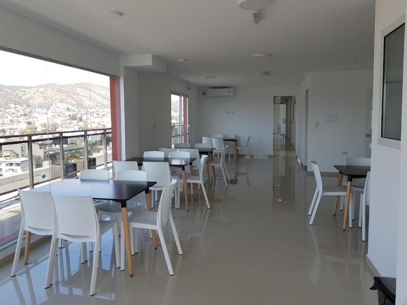 Departamento Esquinero en el Centro de Villa Carlos Paz - image 17