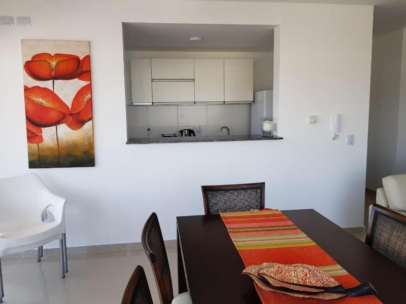Departamento Esquinero en el Centro de Villa Carlos Paz - image 9