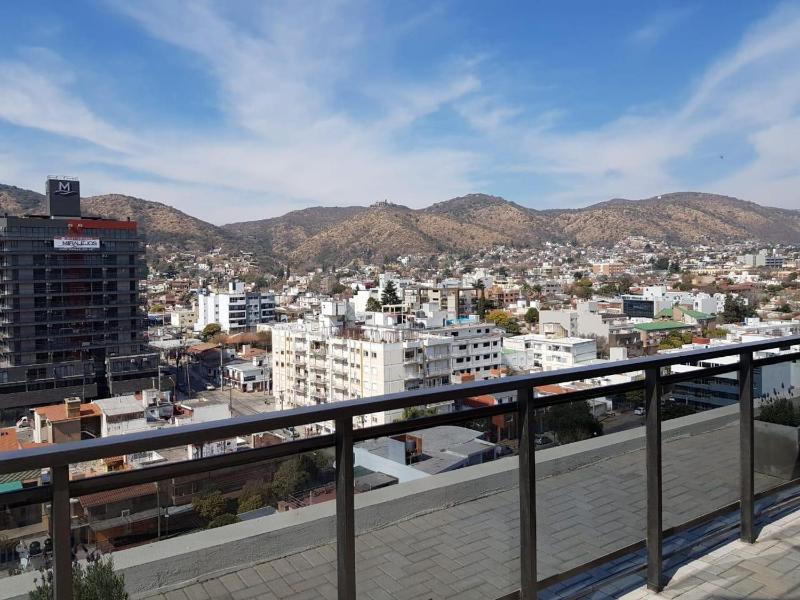Departamento Esquinero en el Centro de Villa Carlos Paz - image 18