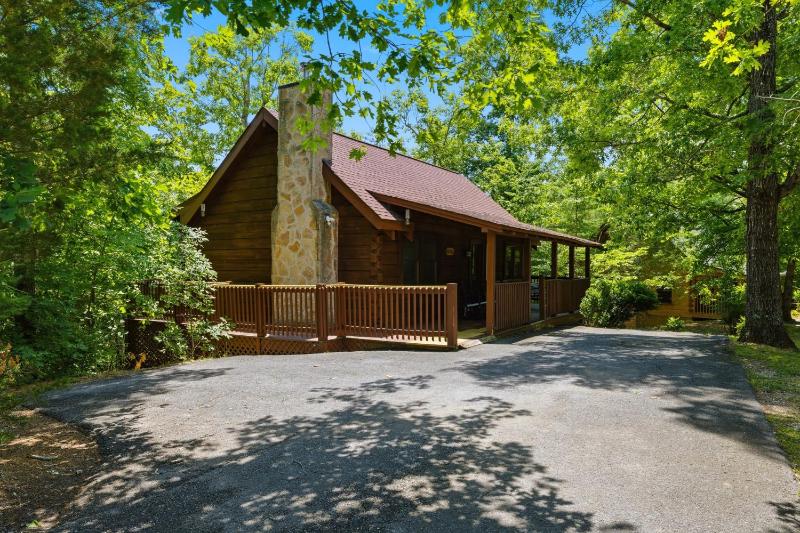 Bean Pot Cabin cabin - image 6