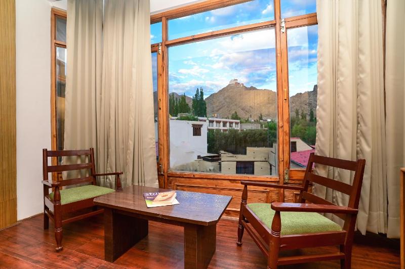 Hotel Karakoram - image 8