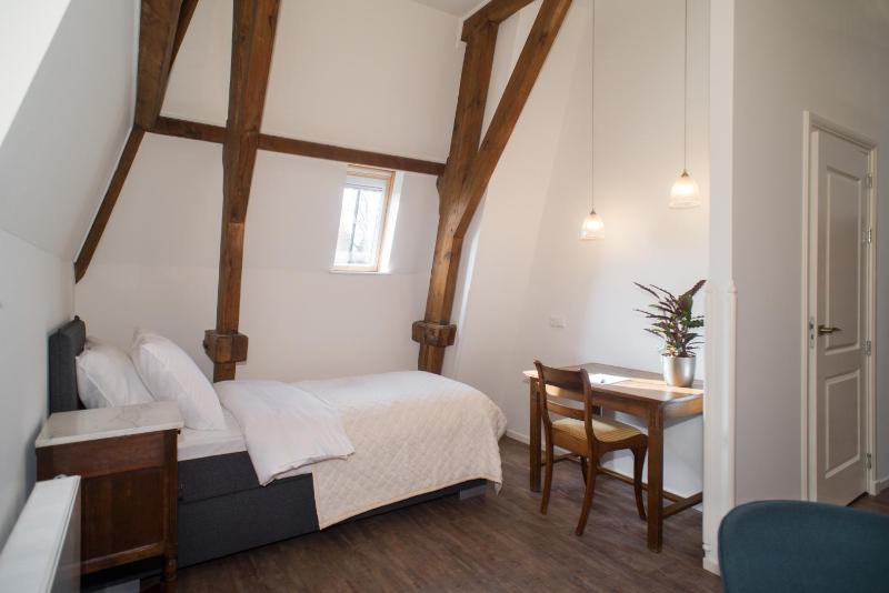 Superior Triple Room image 3