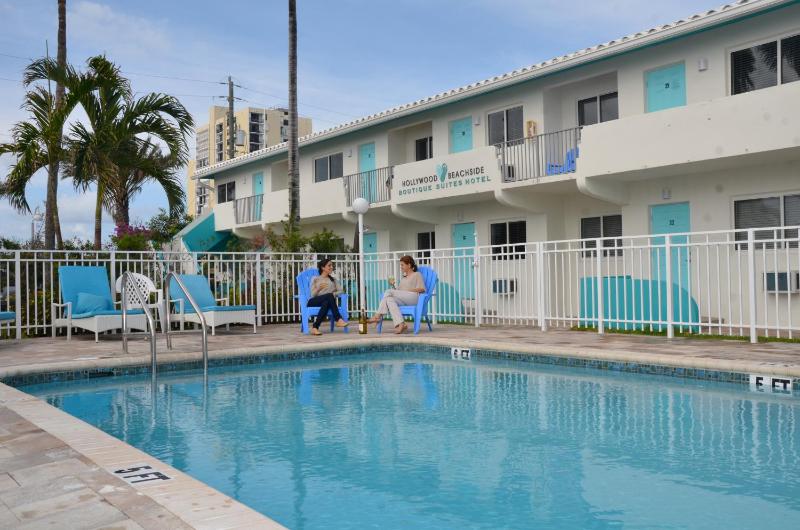 Hollywood Beachside Boutique Suites - image 31