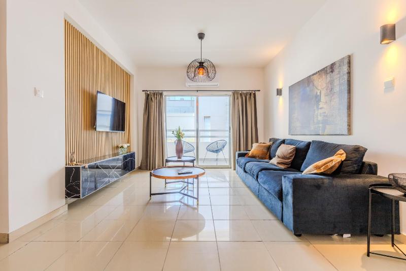 Sea View 2BR - Next to Radisson Blu and Larnaca Port - image 1