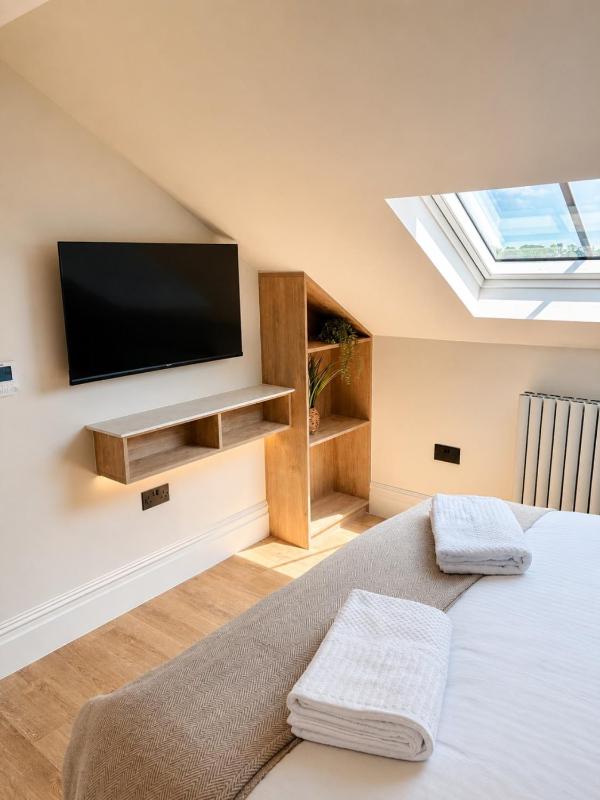 East Parade Collection The Penthouse - image 3