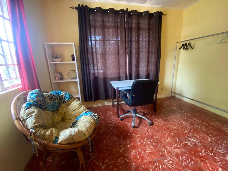Budget friendly room on Wilkinson road - image 4