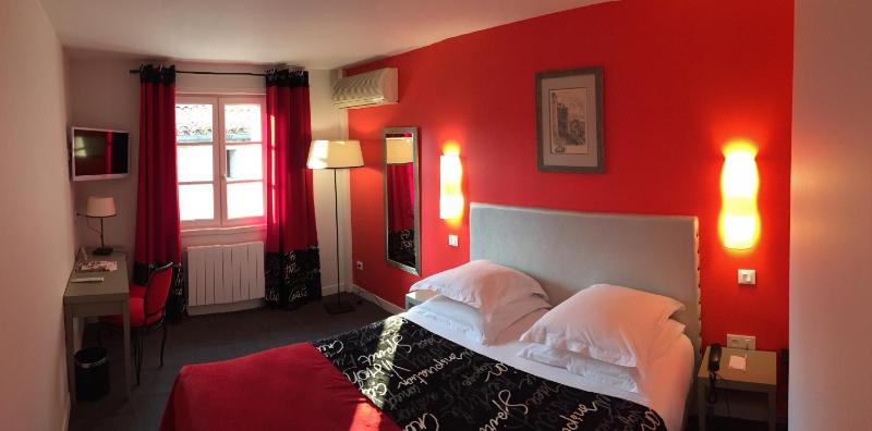 Hotel Du Pont Vieux - image 22