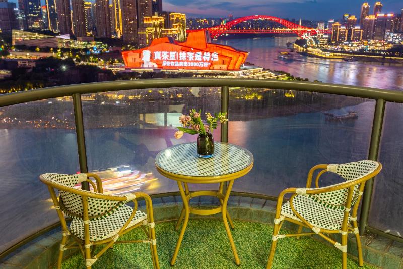 Qiyun Homestay riverfront view Hongyadong Chongqing - image 12