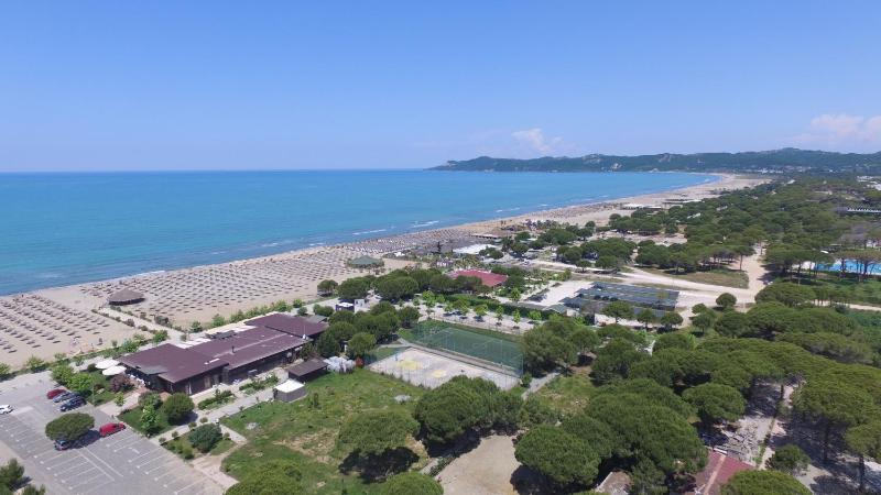 Skyview appartment in Lalzi Bay - image 13