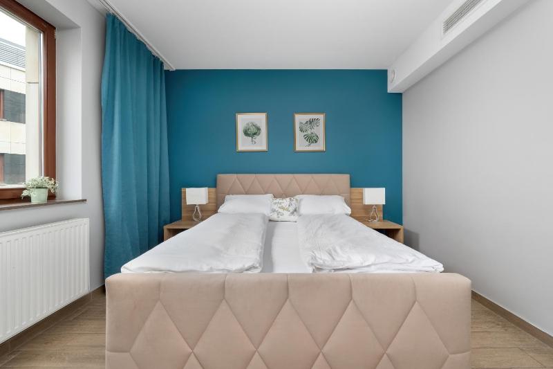 Air Conditioned Studios in Wrocław Center by Noclegi Renters - image 15