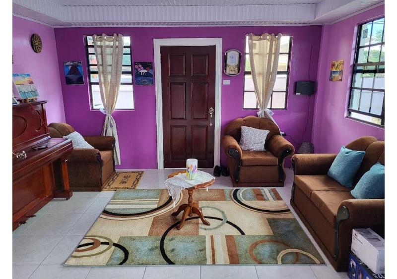 D'Aguiar Park Home - image 4