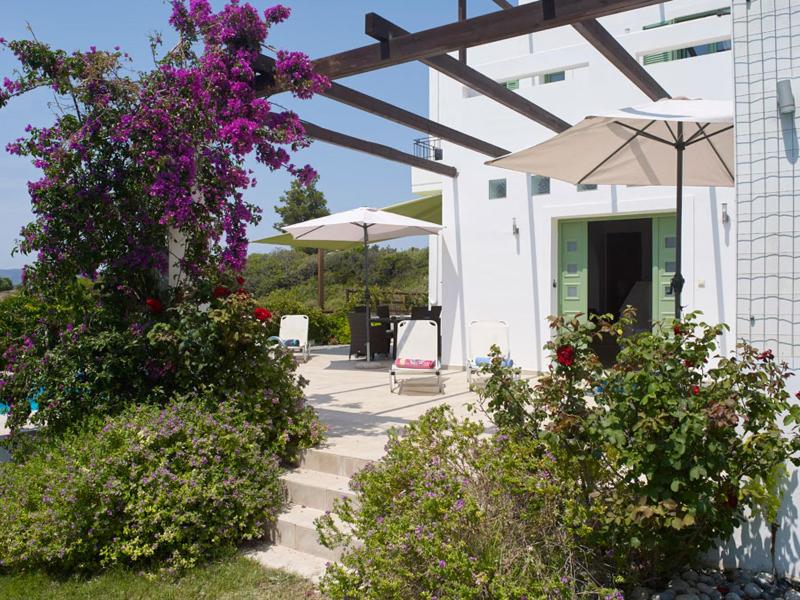 Villa with Private Pool image 3