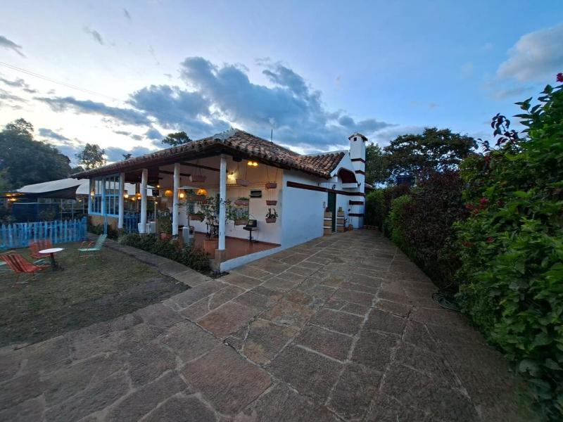 Family & Event Cabin in Villa de Leyva - image 16
