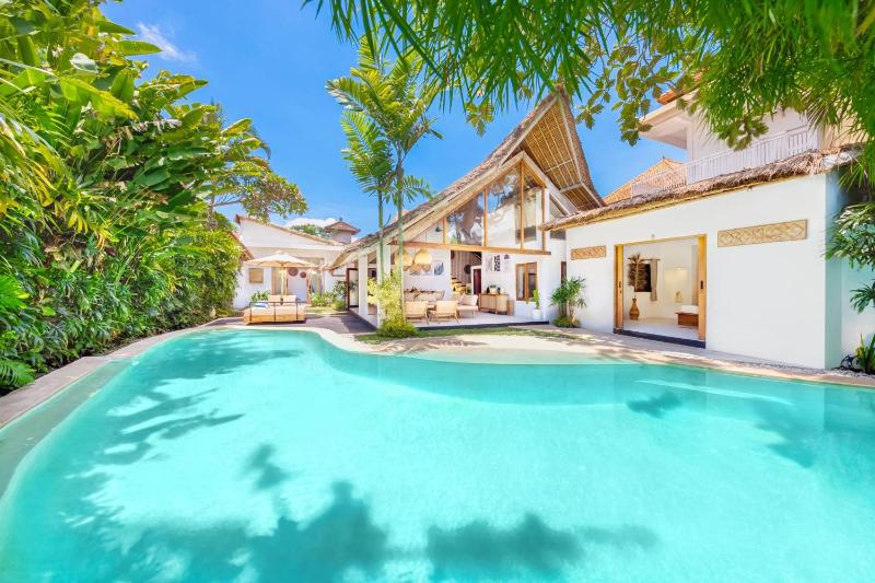 Villa Indigo - 5-BDR with huge pool and garden - image 42