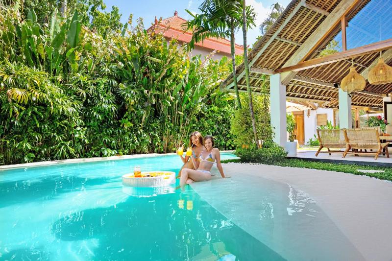 Villa Indigo - 5-BDR with huge pool and garden - image 30