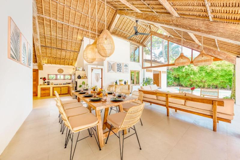 Villa Indigo - 5-BDR with huge pool and garden - image 17