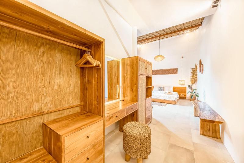 Villa Indigo - 5-BDR with huge pool and garden - image 28