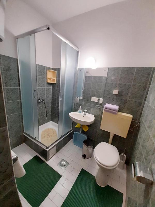 Apartments Neonila - image 17