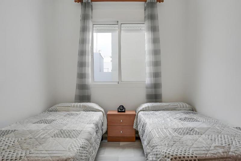 Apartamento Tomy - sólo familias - image 12