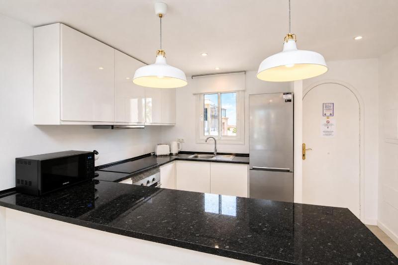 Riviera del Sol walking distance to the beach - image 16