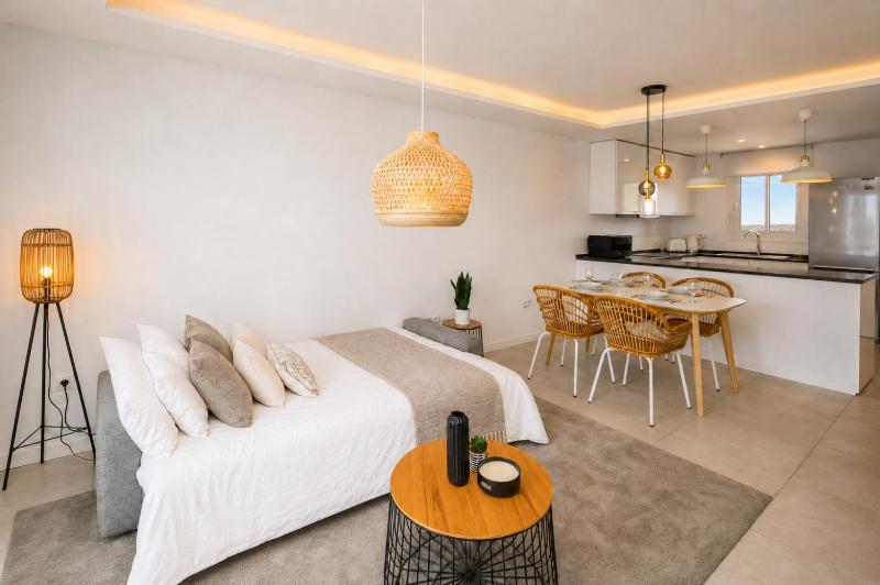 Riviera del Sol walking distance to the beach - image 29