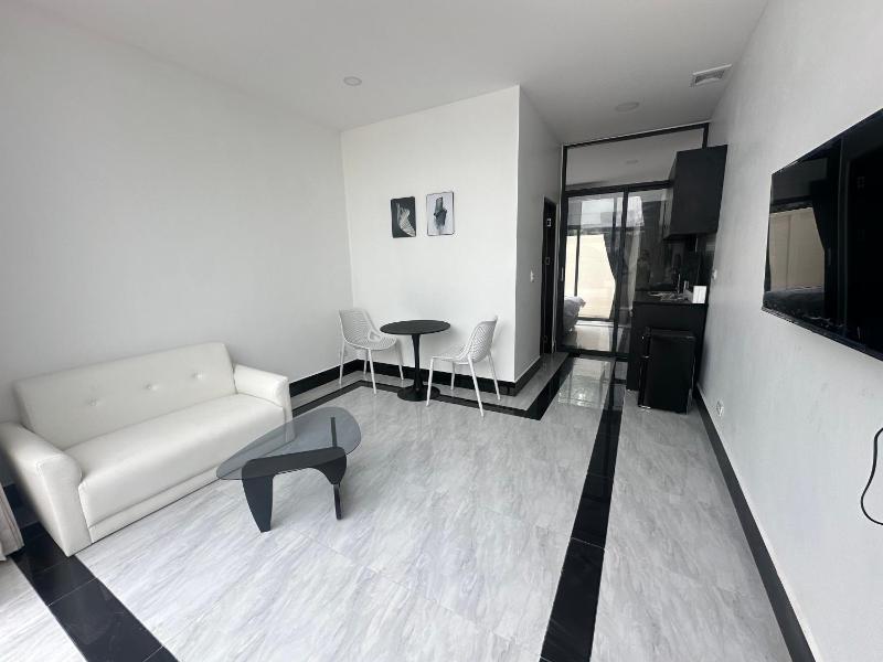 Sesuan Apartment - image 6