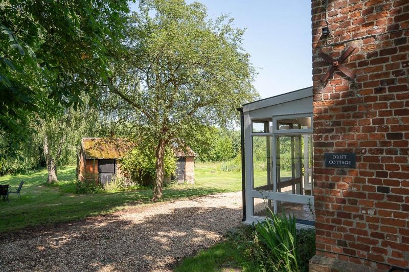 Drift Cottage Rendlesham - image 32