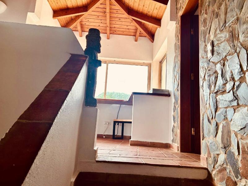Villa with pool sea views and beach access - image 38