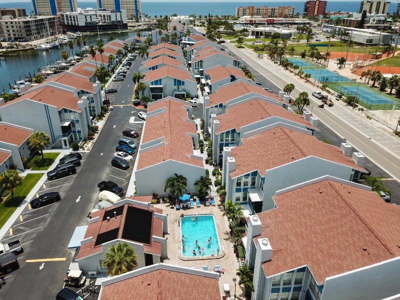 Coastal Comfort at Madeira Beach Yacht Club #175A - image 18