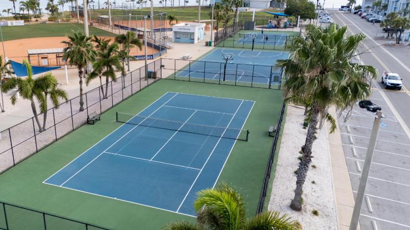 Coastal Comfort at Madeira Beach Yacht Club #175A - image 3