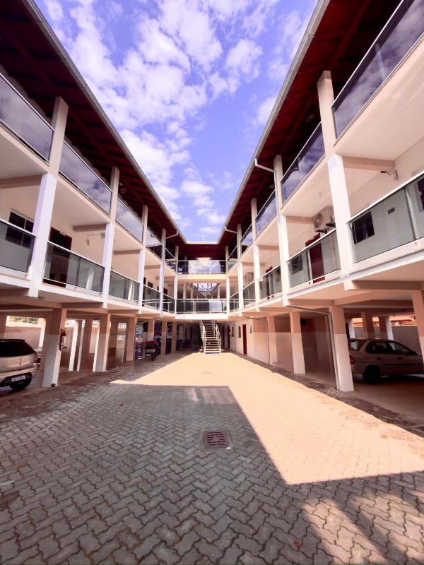 Barra Beach Hotel - image 1