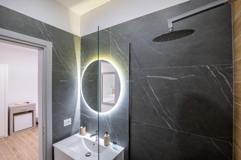 SulMare Rooms - image 12